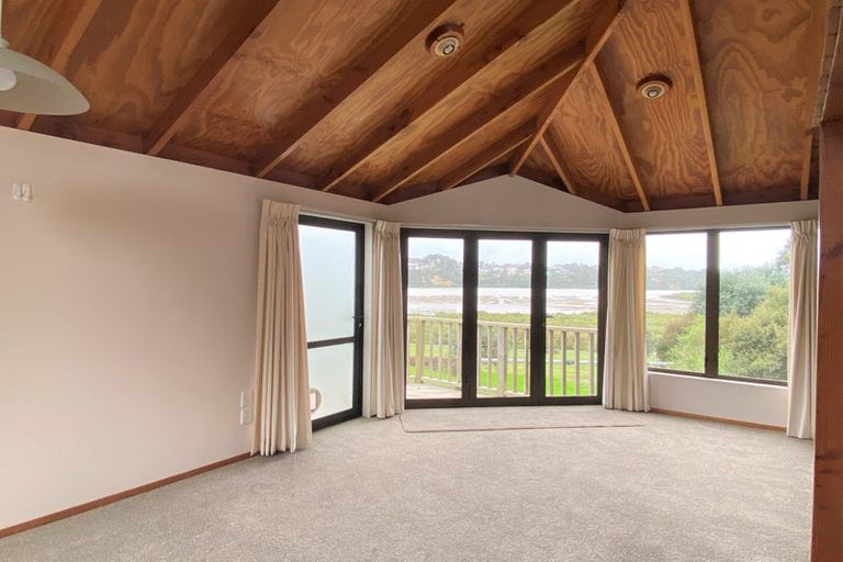 Photo of property in 758 Te Atatu Road, Te Atatu Peninsula, Auckland, 0610