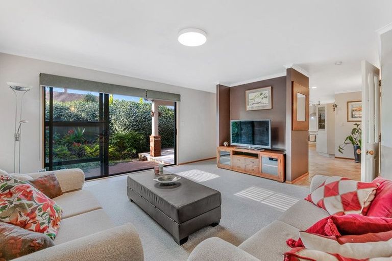 Photo of property in 71a Bay Street, Red Beach, 0932