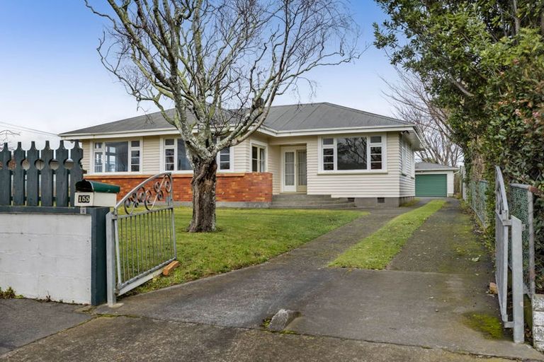 Photo of property in 155 Glover Road, Hawera, 4610