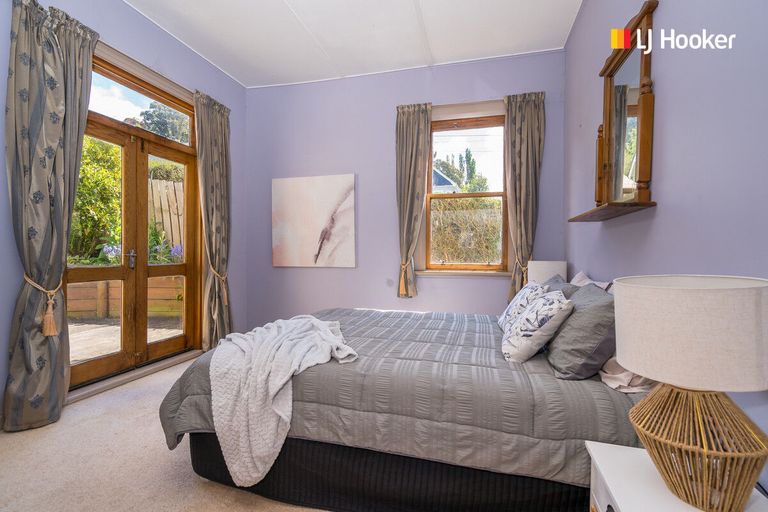 Photo of property in 128 Glen Road, The Glen, Dunedin, 9011