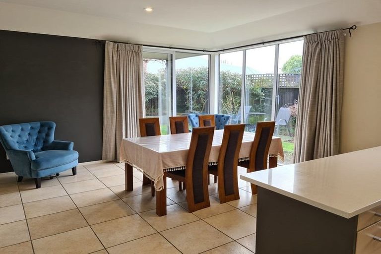 Photo of property in 5 Priorsford Court, Avonhead, Christchurch, 8042