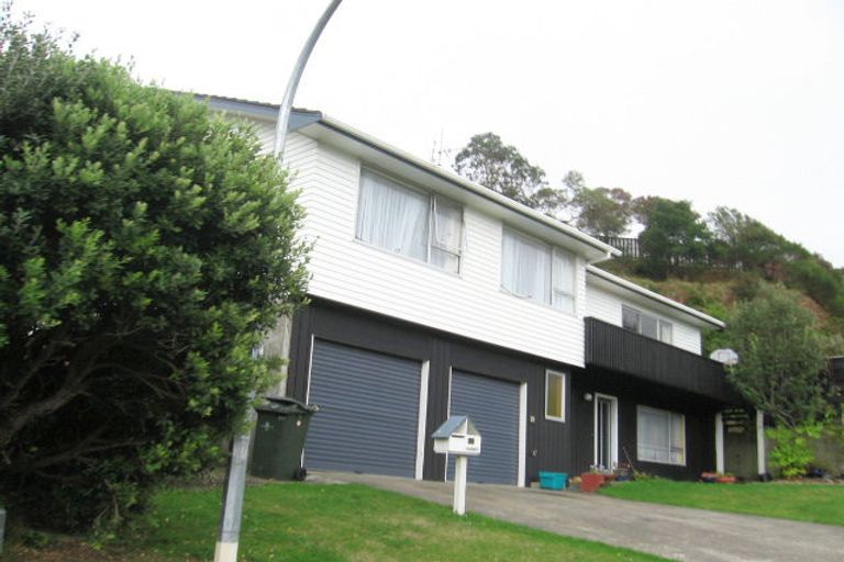 Photo of property in 45 Oriel Avenue, Tawa, Wellington, 5028