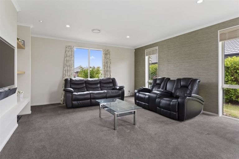 Photo of property in 15 Sovereign Boulevard, Kaiapoi, 7630