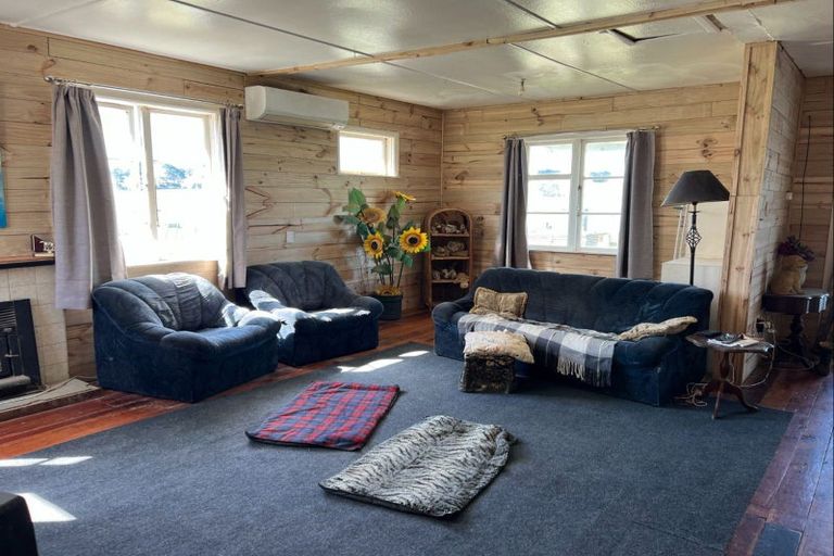 Photo of property in 141 Valley Road, Woodville, 4998