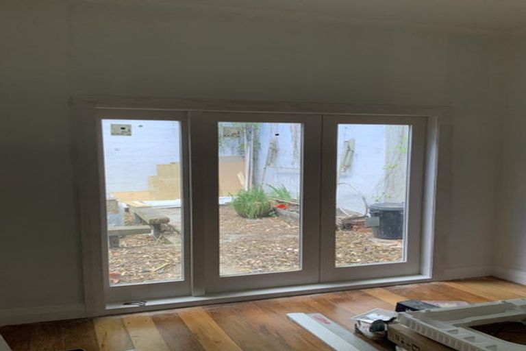 Photo of property in 145a Aro Street, Aro Valley, Wellington, 6021