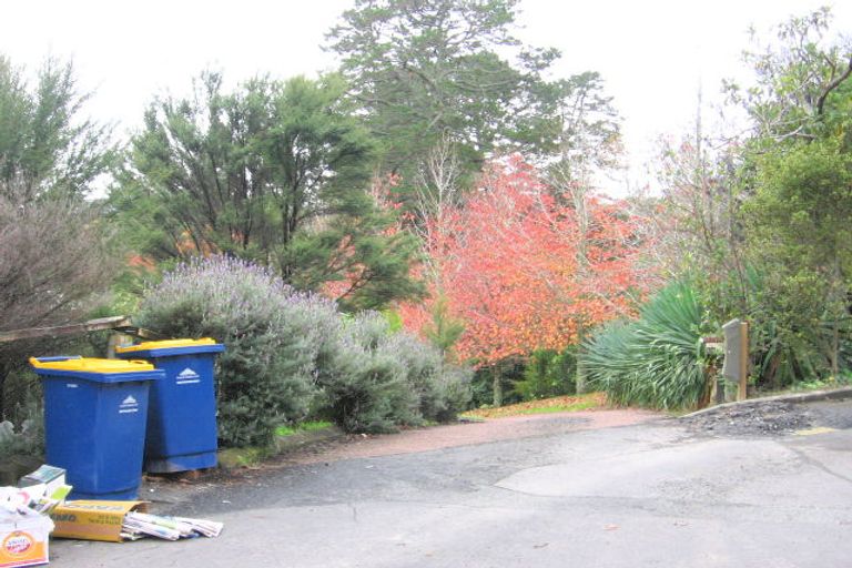 Photo of property in 14 The Close, Greenhithe, Auckland, 0632