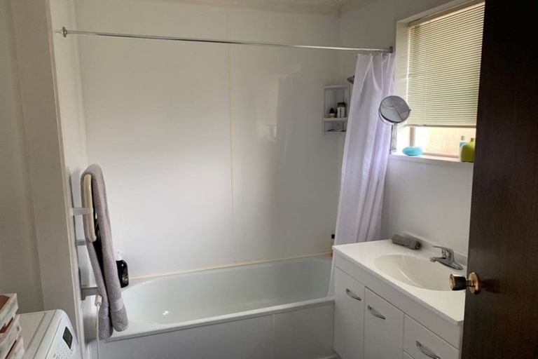 Photo of property in 16a Aberdeen Road, Saint Clair, Dunedin, 9012