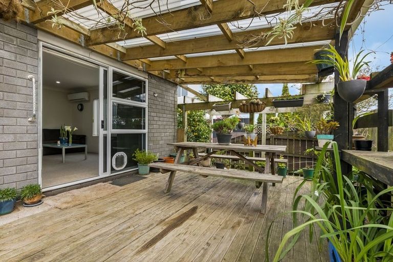 Photo of property in 30b Wellington Street, Pukekohe, 2120