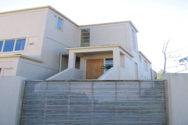 Photo of property in 17 Belle Verde Drive, Sunnynook, Auckland, 0630