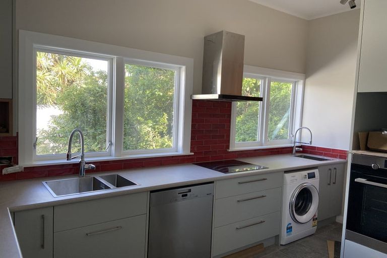 Photo of property in 145a Aro Street, Aro Valley, Wellington, 6021