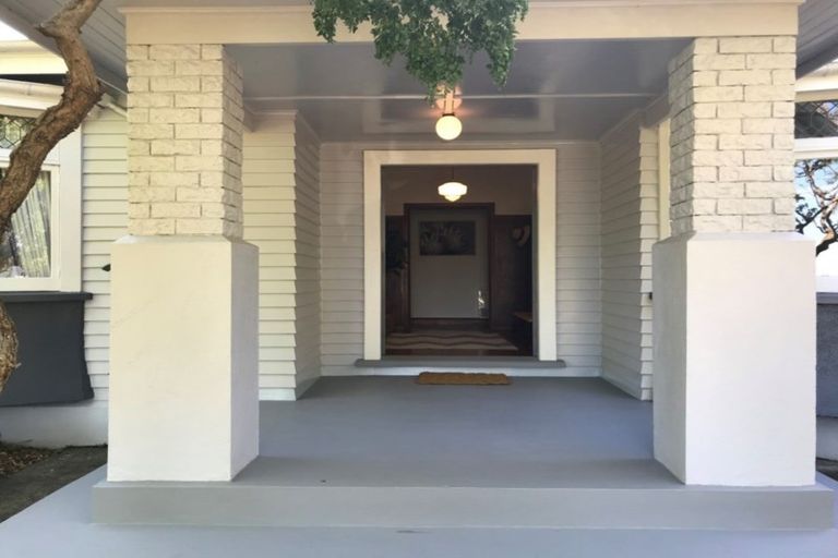 Photo of property in 35 Jordan Terrace, Lansdowne, Masterton, 5810