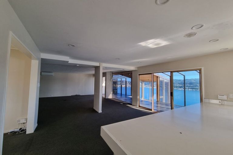 Photo of property in 27 Kaikoura Street, Maupuia, Wellington, 6022