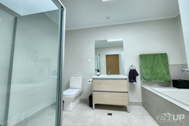 Photo of property in 48 Clark Road, Hobsonville, Auckland, 0616