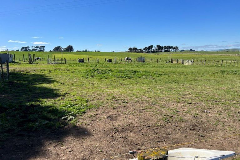 Photo of property in 141 Valley Road, Woodville, 4998