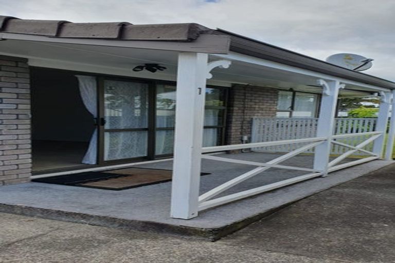 Photo of property in 1/8 Gibson Road, Tuakau, 2121