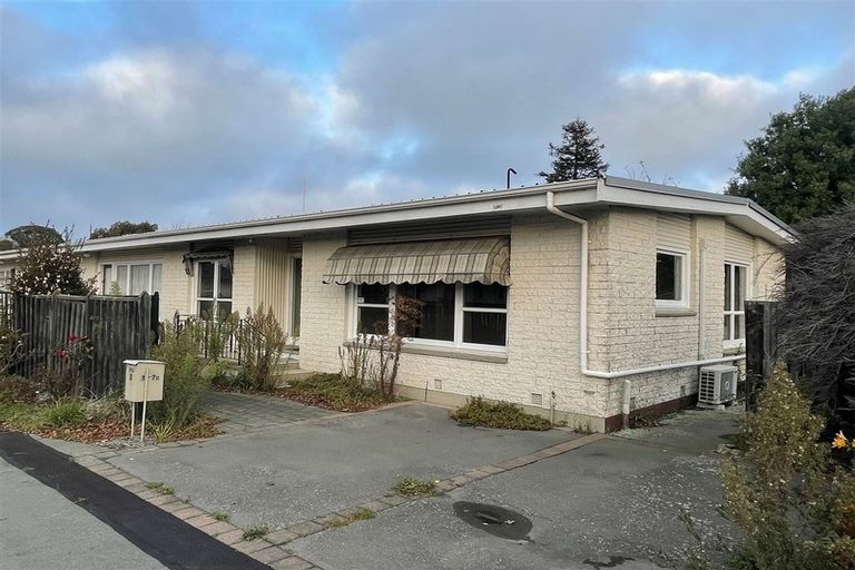Photo of property in 1/7c Curletts Road, Sockburn, Christchurch, 8042