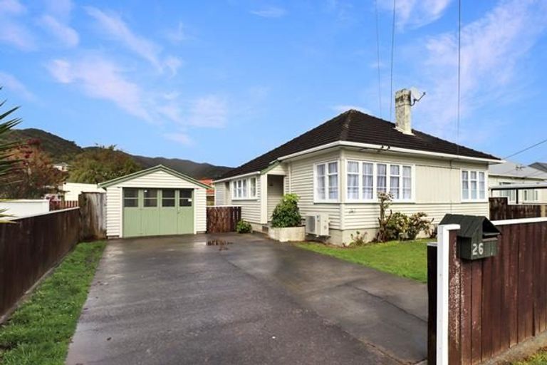 Photo of property in 26 Naenae Road, Naenae, Lower Hutt, 5011