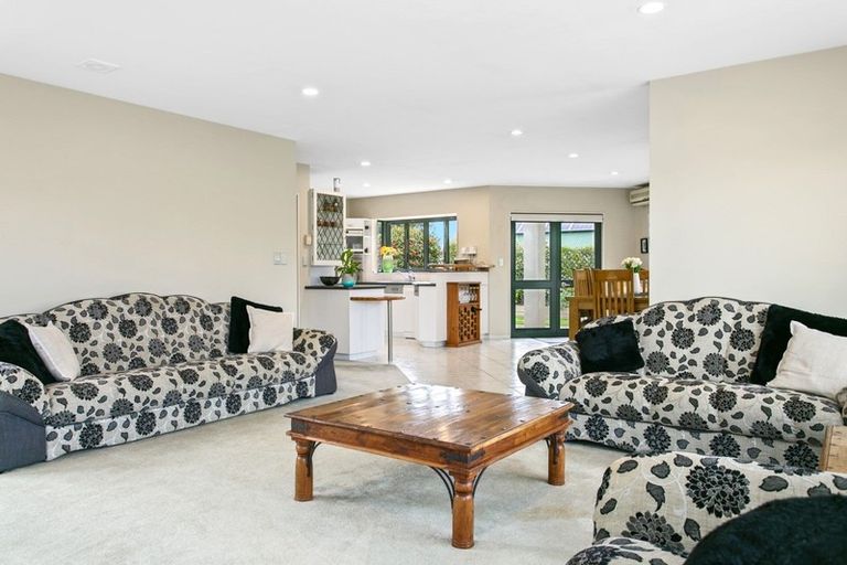 Photo of property in 9 Robinson Terrace, Rangatira Park, Taupo, 3330