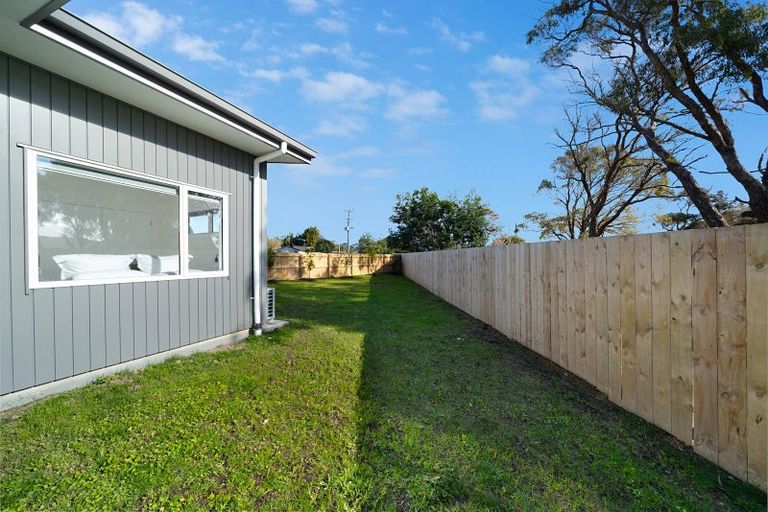 Photo of property in 400 Main Road, Huapai, Kumeu, 0810