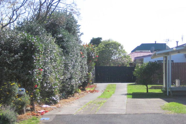 Photo of property in 63b Simpson Road, Papamoa Beach, Papamoa, 3118