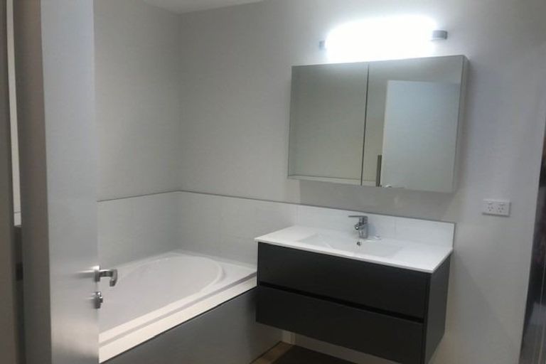 Photo of property in 34 Walter Merton Road, Hobsonville, Auckland, 0616