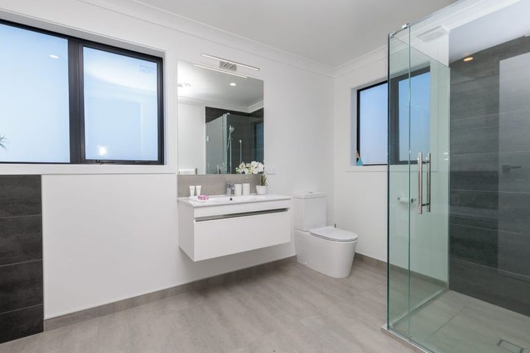 Photo of property in 12 Atherton Terrace, Churton Park, Wellington, 6037