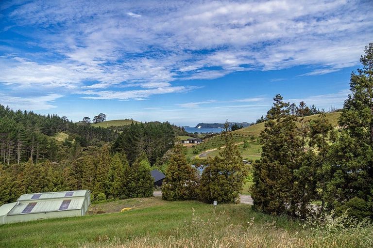 Photo of property in 35 Spikes Way, Whitianga, 3510