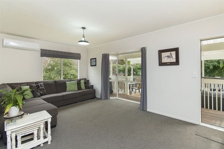 Photo of property in 36 Kaiwaka Road, Waiuku, 2123
