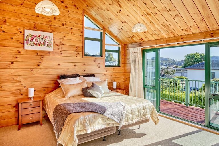 Photo of property in 19 The Masthead, Whitby, Porirua, 5024