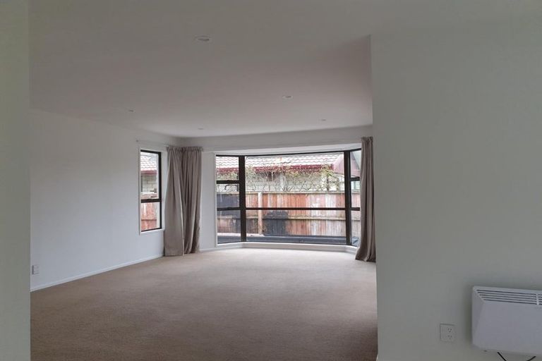 Photo of property in 1/12 Camrose Place, Ilam, Christchurch, 8041