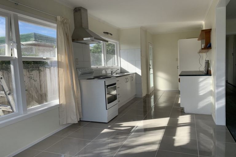 Photo of property in 26 Tiraumea Drive, Pakuranga, Auckland, 2010