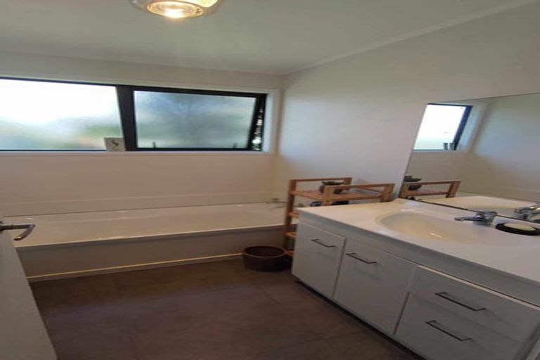 Photo of property in 7 Orville Place, Mangere, Auckland, 2022