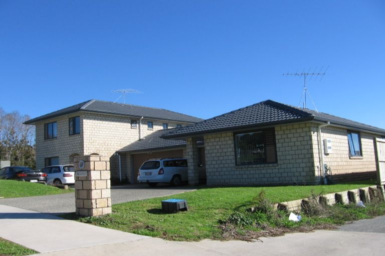 Photo of property in 2 Aberley Road, Schnapper Rock, Auckland, 0632