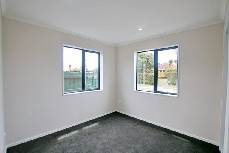 Photo of property in 7a Edwards Avenue, Henderson, Auckland, 0610