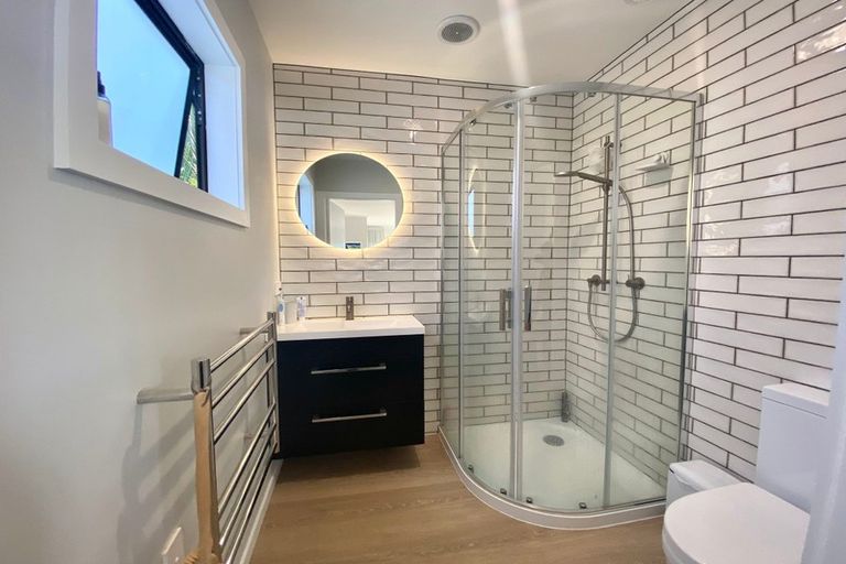 Photo of property in 101 Ferry Parade, Herald Island, Auckland, 0618