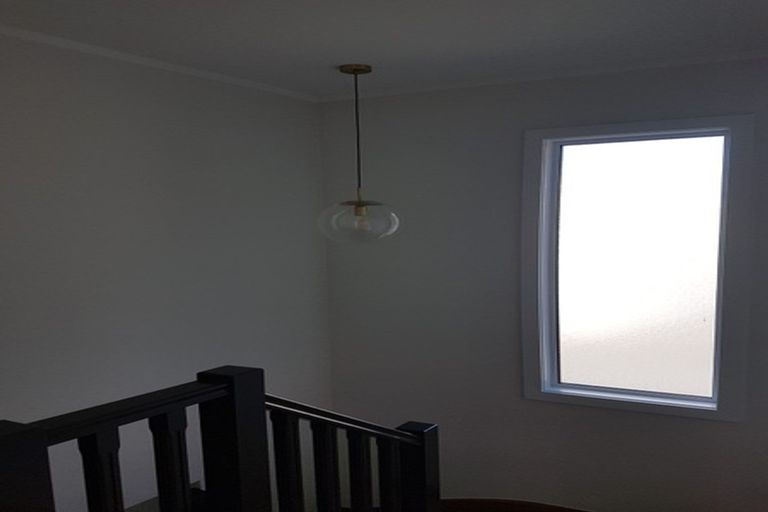 Photo of property in 87 Grant Road, Thorndon, Wellington, 6011