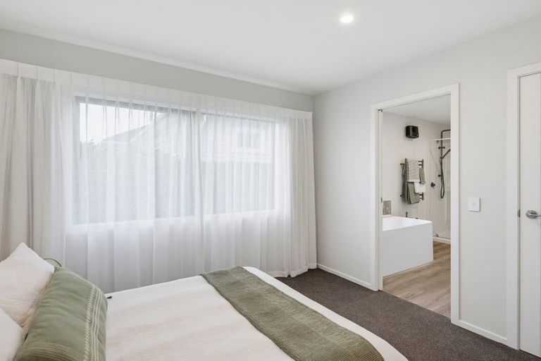Photo of property in 158 Weraroa Road, Levin, 5510