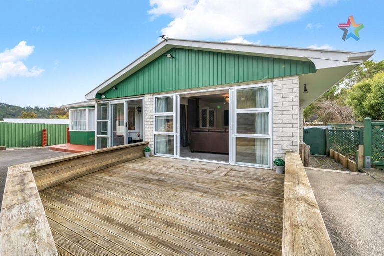 Photo of property in 60 Kairimu Street, Stokes Valley, Lower Hutt, 5019