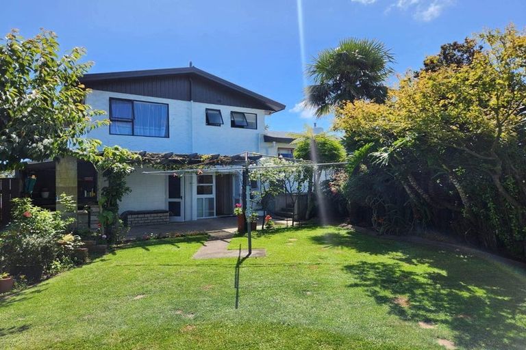 Photo of property in 19 Akepiro Place, Tawhero, Whanganui, 4501