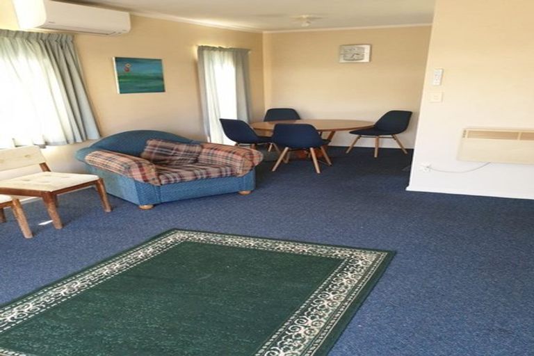 Photo of property in 33 Ruahine Street, Roslyn, Palmerston North, 4414