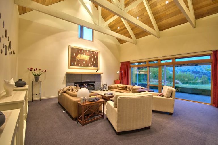 Photo of property in 16 Beechwood Lane, Lower Shotover, Queenstown, 9371