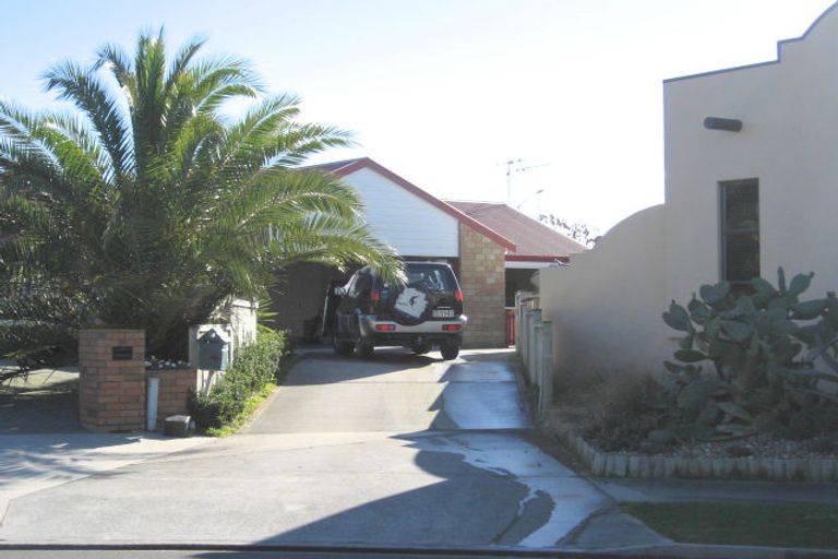 Photo of property in 15 Chesterfield Place, Rototuna, Hamilton, 3210