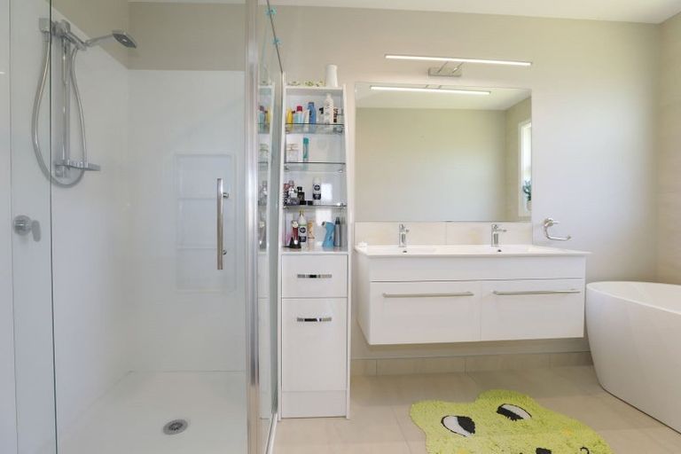 Photo of property in 7 Kamaka Street, Wharewaka, Taupo, 3330