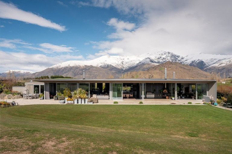 Photo of property in 6 Caldwell Lane, Lake Hayes, Queenstown, 9371