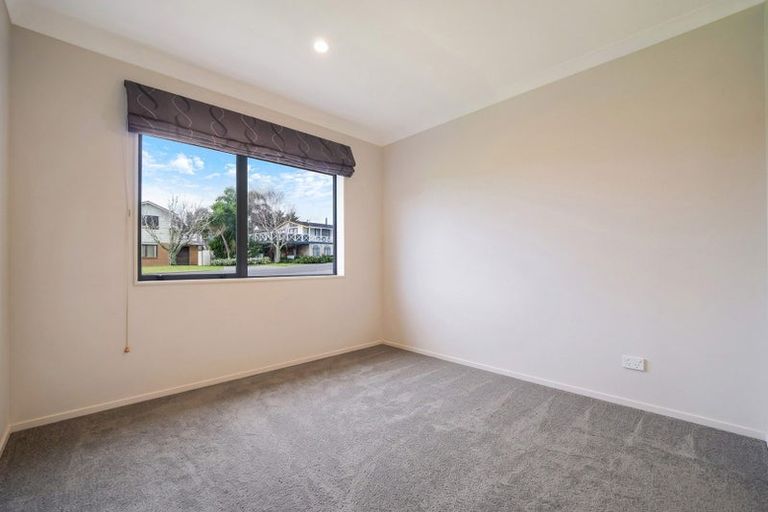 Photo of property in 5 Keven Road, Clarks Beach, Pukekohe, 2679
