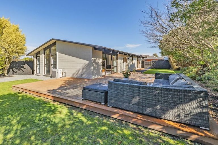 Photo of property in 12 Westfield Avenue, Templeton, Christchurch, 8042