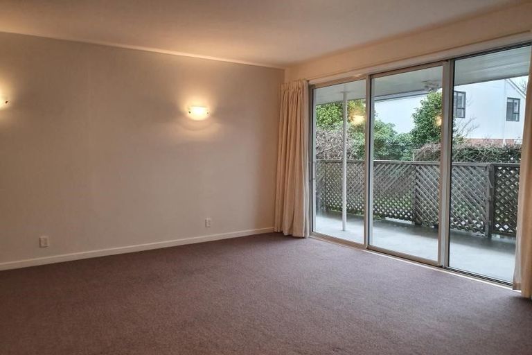 Photo of property in 53 Papanui Road, Merivale, Christchurch, 8014