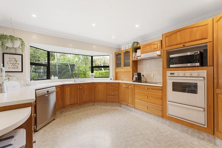 Photo of property in 14 Hanmer Place, Highbury, Palmerston North, 4412