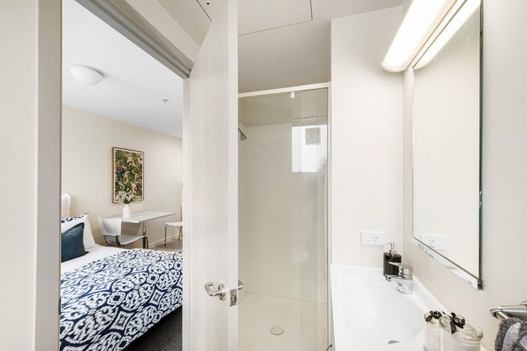 Photo of property in Southern Cross Apartments, 402/35 Abel Smith Street, Te Aro, Wellington, 6011