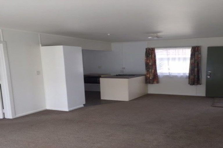 Photo of property in 8-10 Harris Road, Mount Wellington, Auckland, 1051